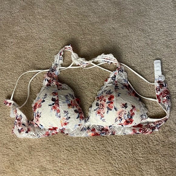 Floral Lingerie Bra - Large - Picture 1 of 4